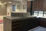 Dettaglio cucina Glamour con forno e piano cottura